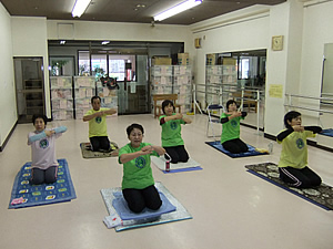 自彊術（健康体操） | 三郷市バレエ教室、ピアノ教室は浦川カルチャー